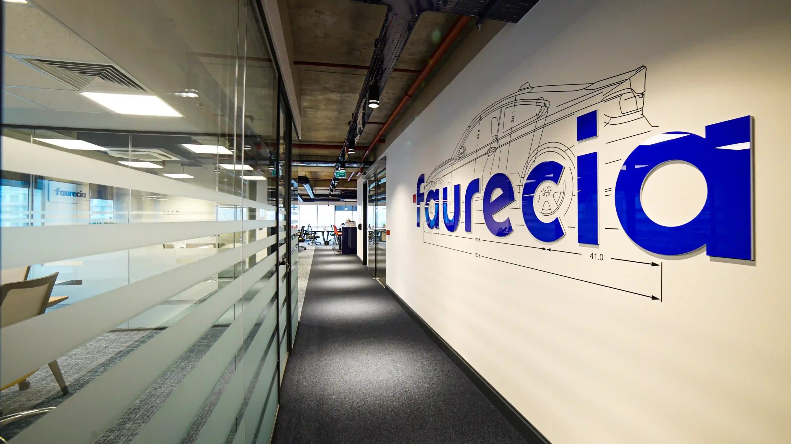 0_Faurecia_2